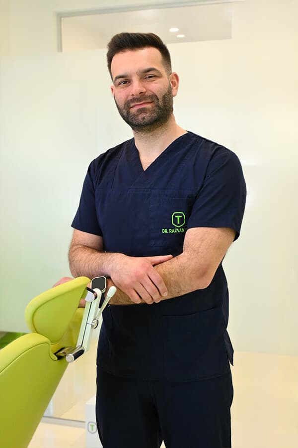de fene razvan chirurgie implanturi dentare
